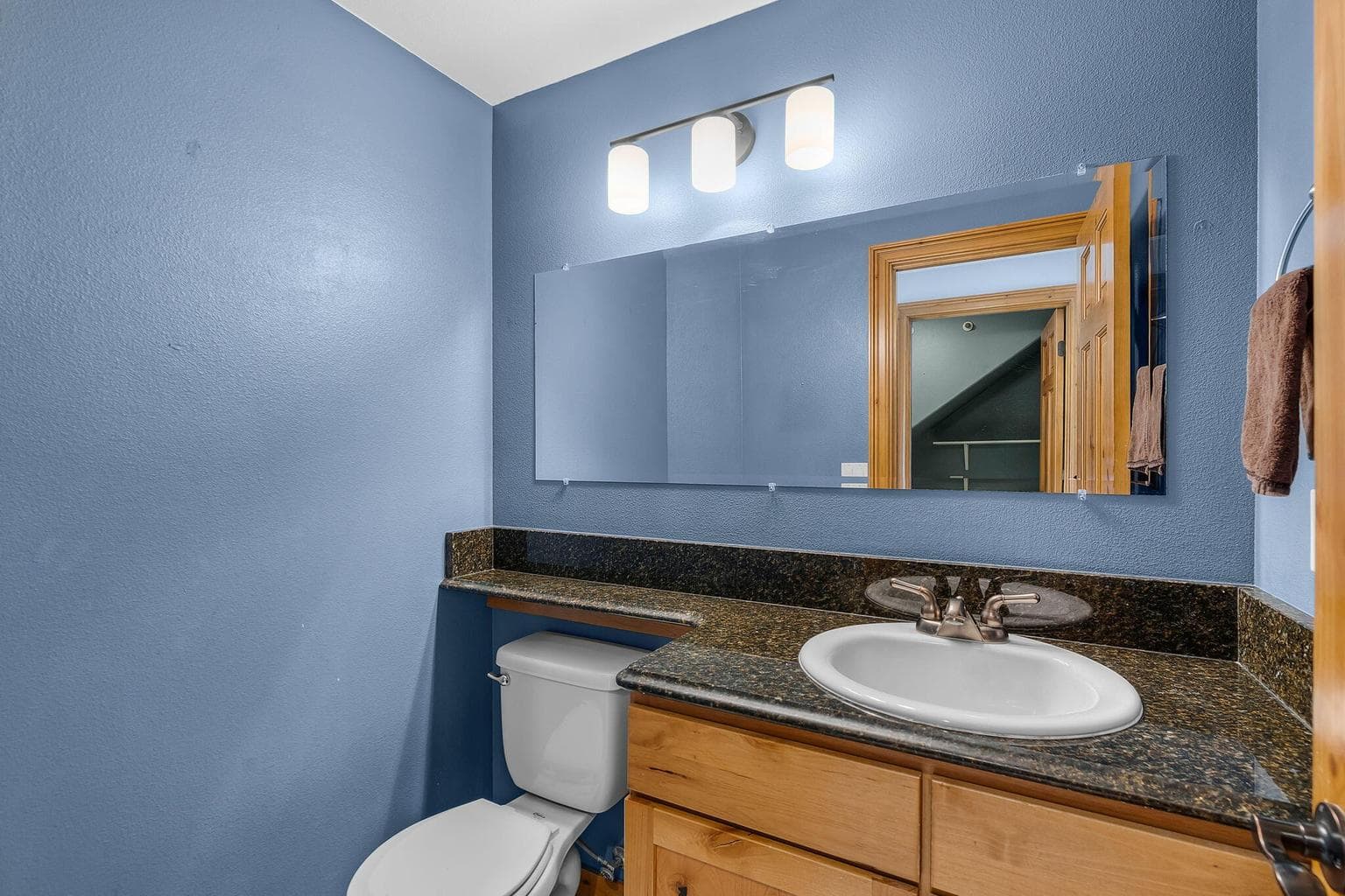 Powder bath - on main level