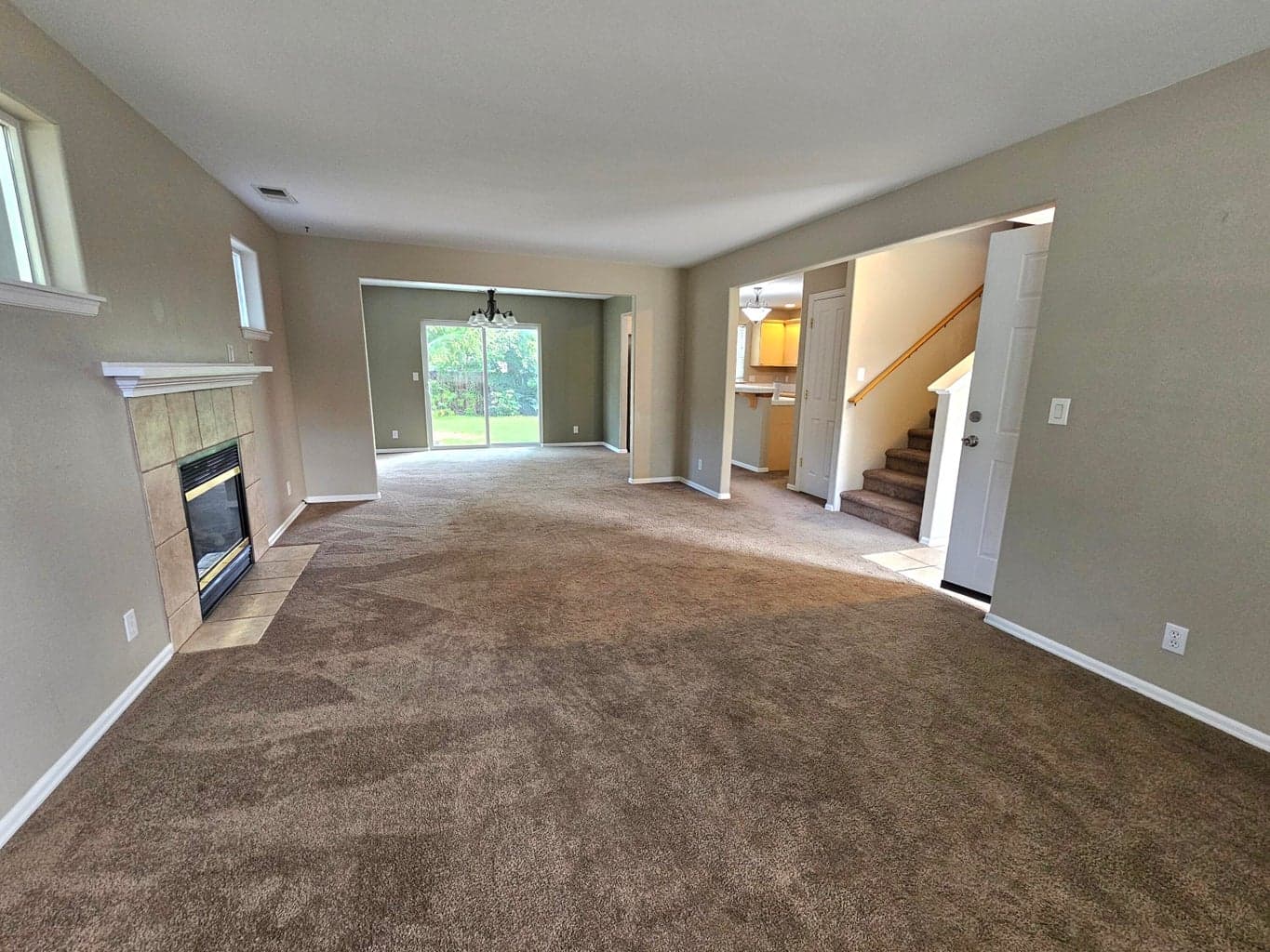 Photo of 3331 SW Juniper Avenue 7 of 20