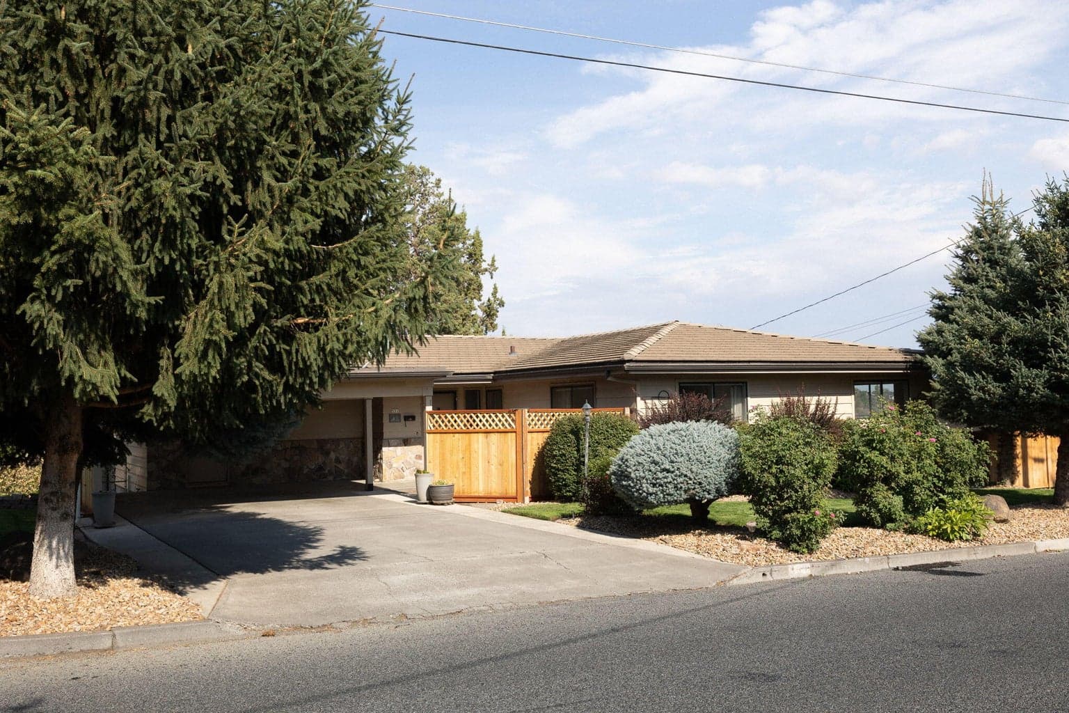 Photo of 531 NW Canyon Drive 35 of 41