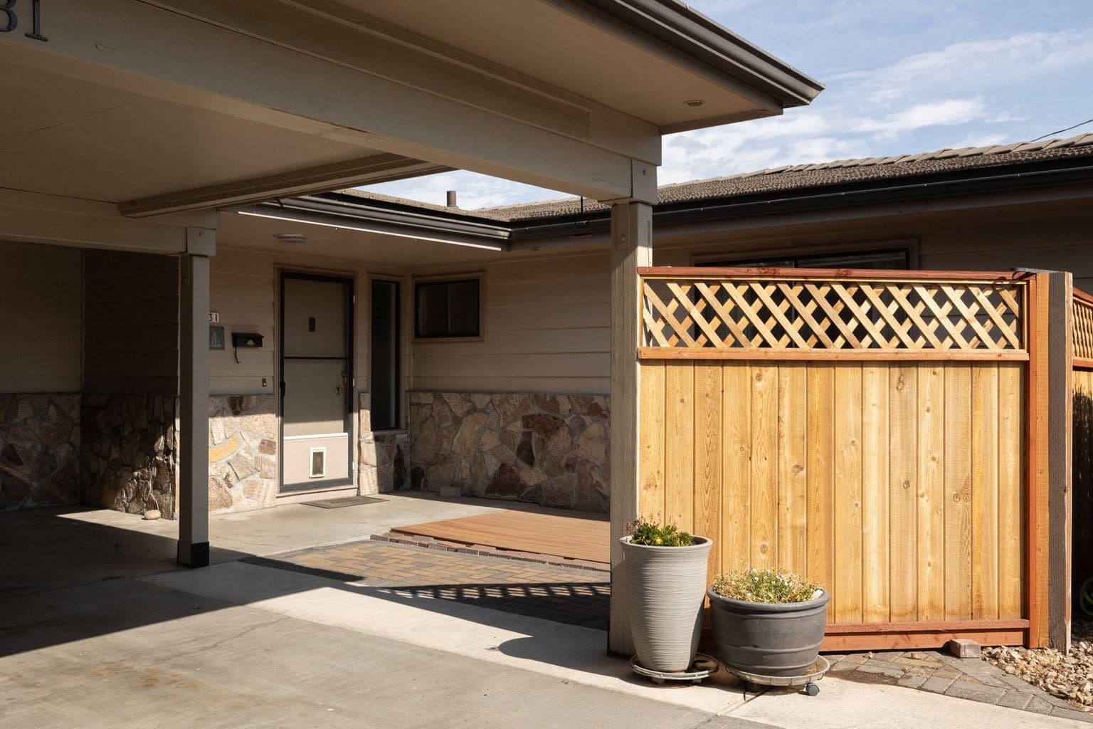 Photo of 531 NW Canyon Drive 32 of 41
