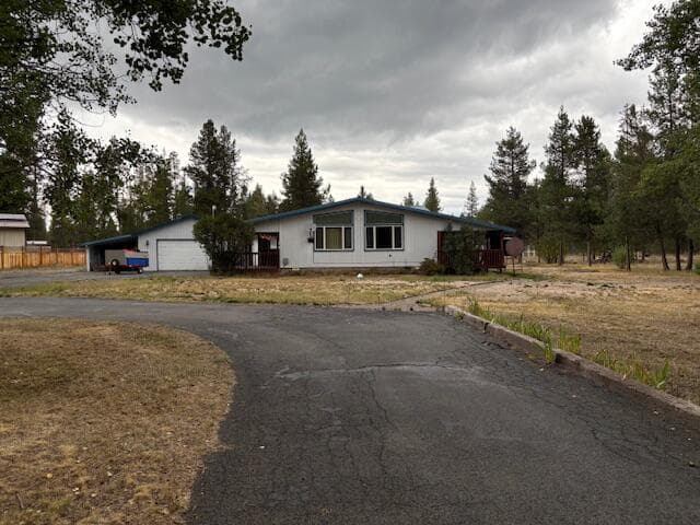 Photo of 16276 Sparks Drive 1 of 4