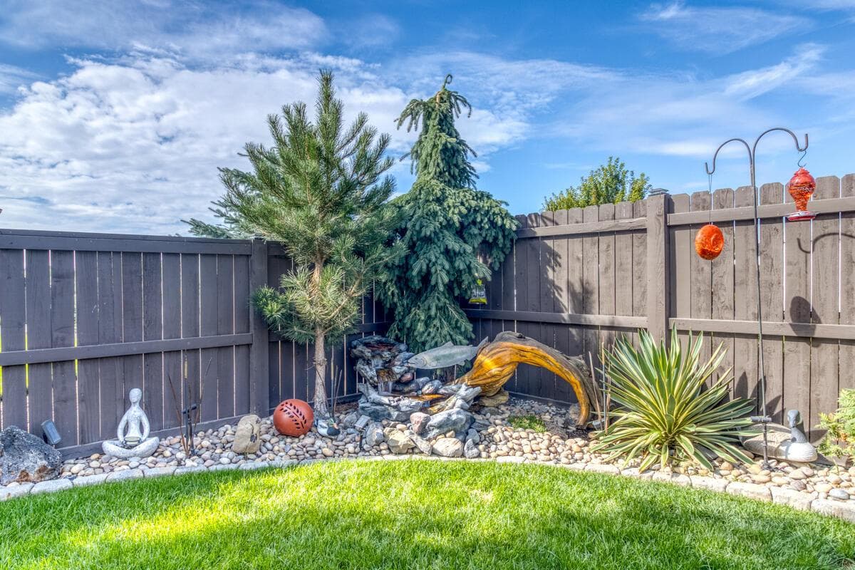 Photo of 2482 NW Ivy Avenue 30 of 37