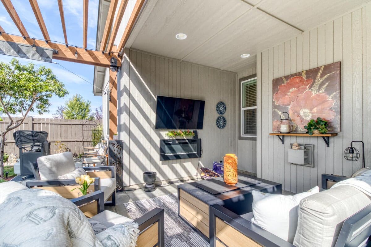 Photo of 2482 NW Ivy Avenue 27 of 37