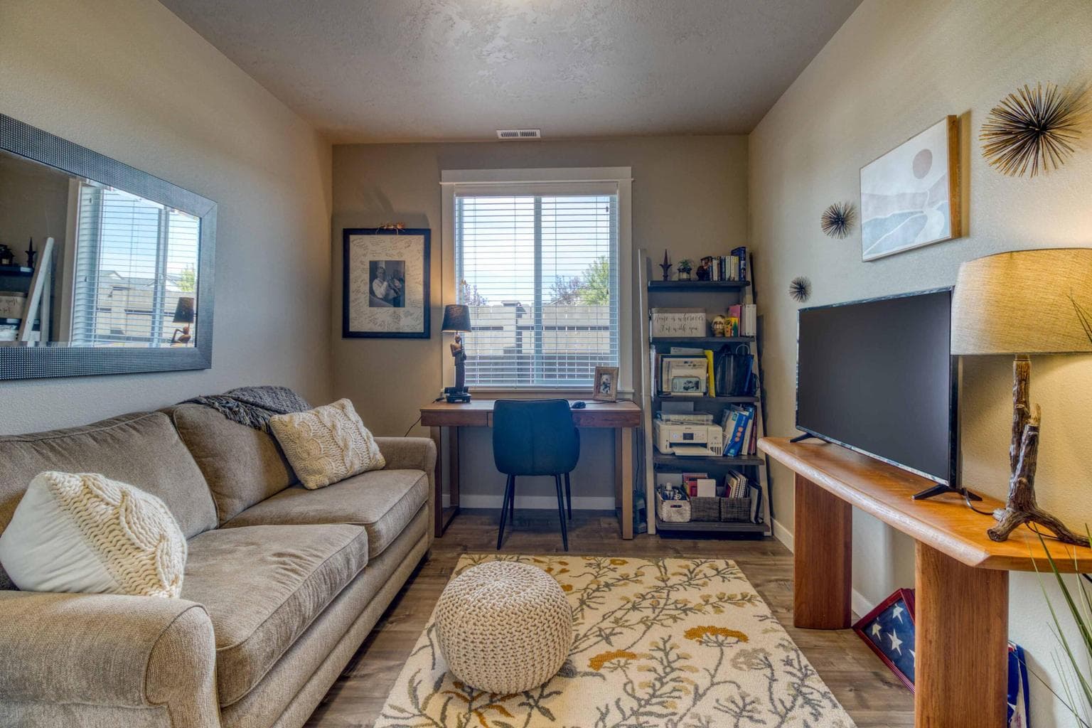 Photo of 2482 NW Ivy Avenue 23 of 37