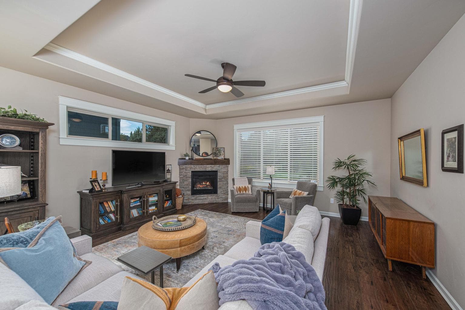 Cozy inviting great room