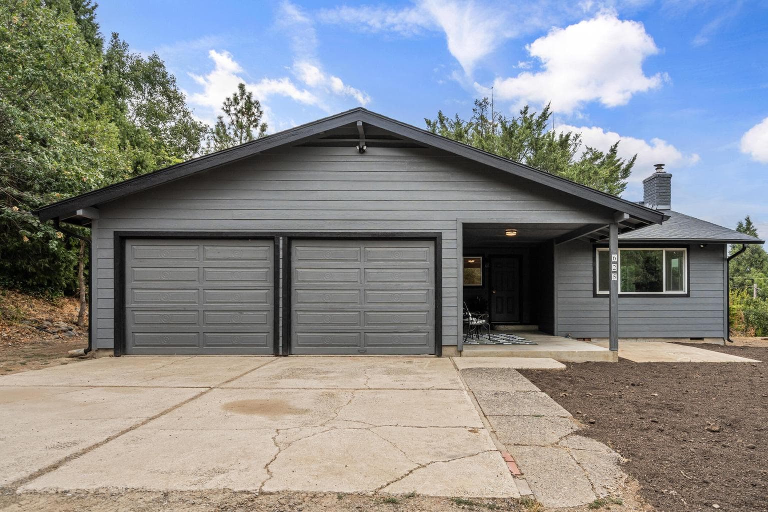 625 Kellogg, Gold Hill, 97525
