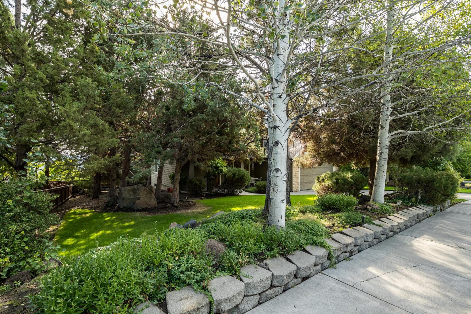 Photo of 2440 2nd 5 of 35