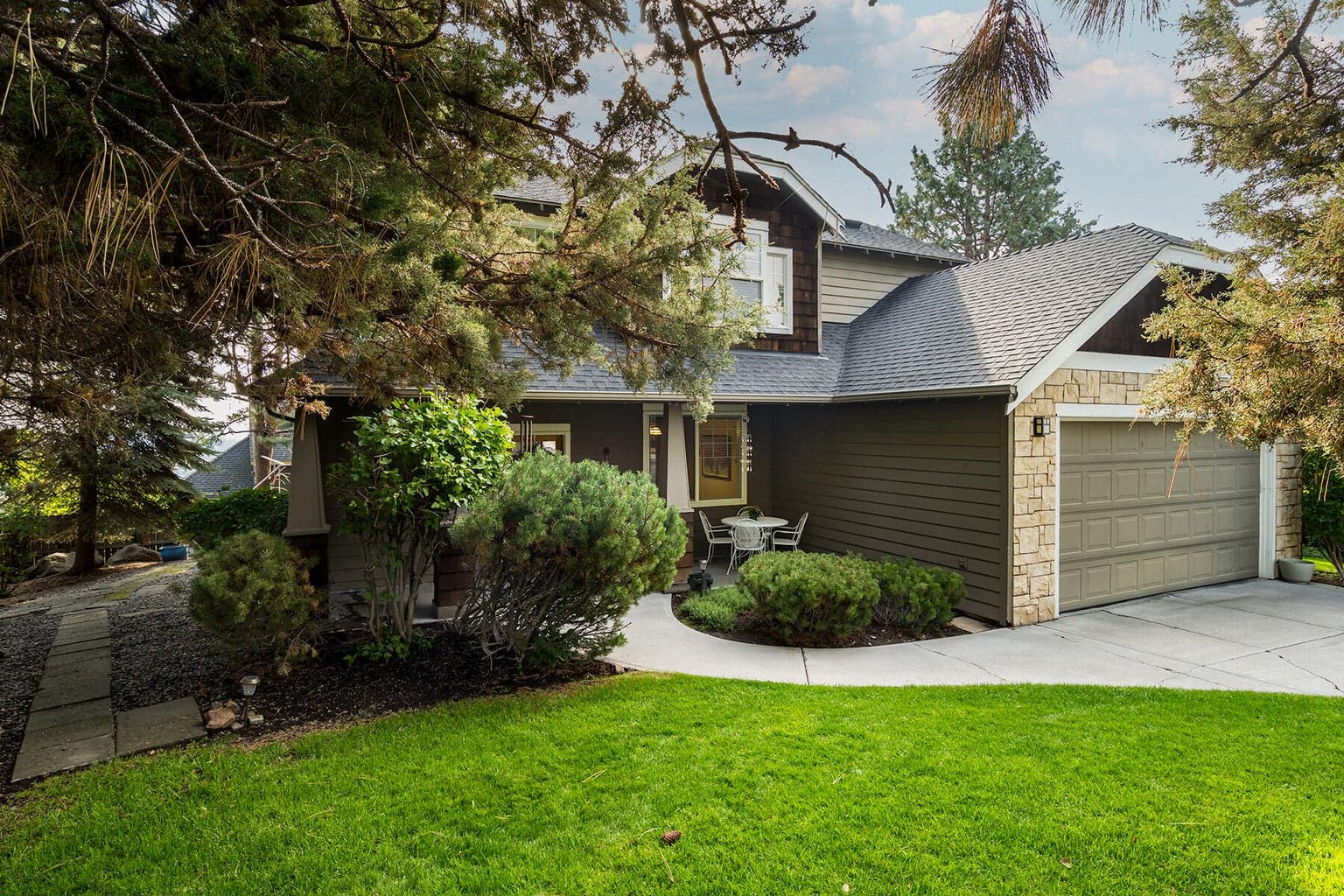 Photo of 2440 2nd 3 of 35