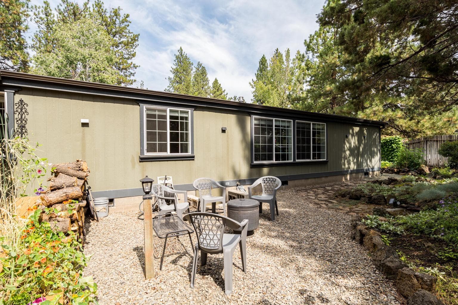 Photo of 60910 Lodgepole Drive 30 of 61