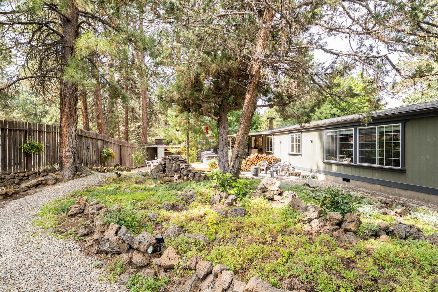 Photo of 60910 Lodgepole Drive 38 of 61