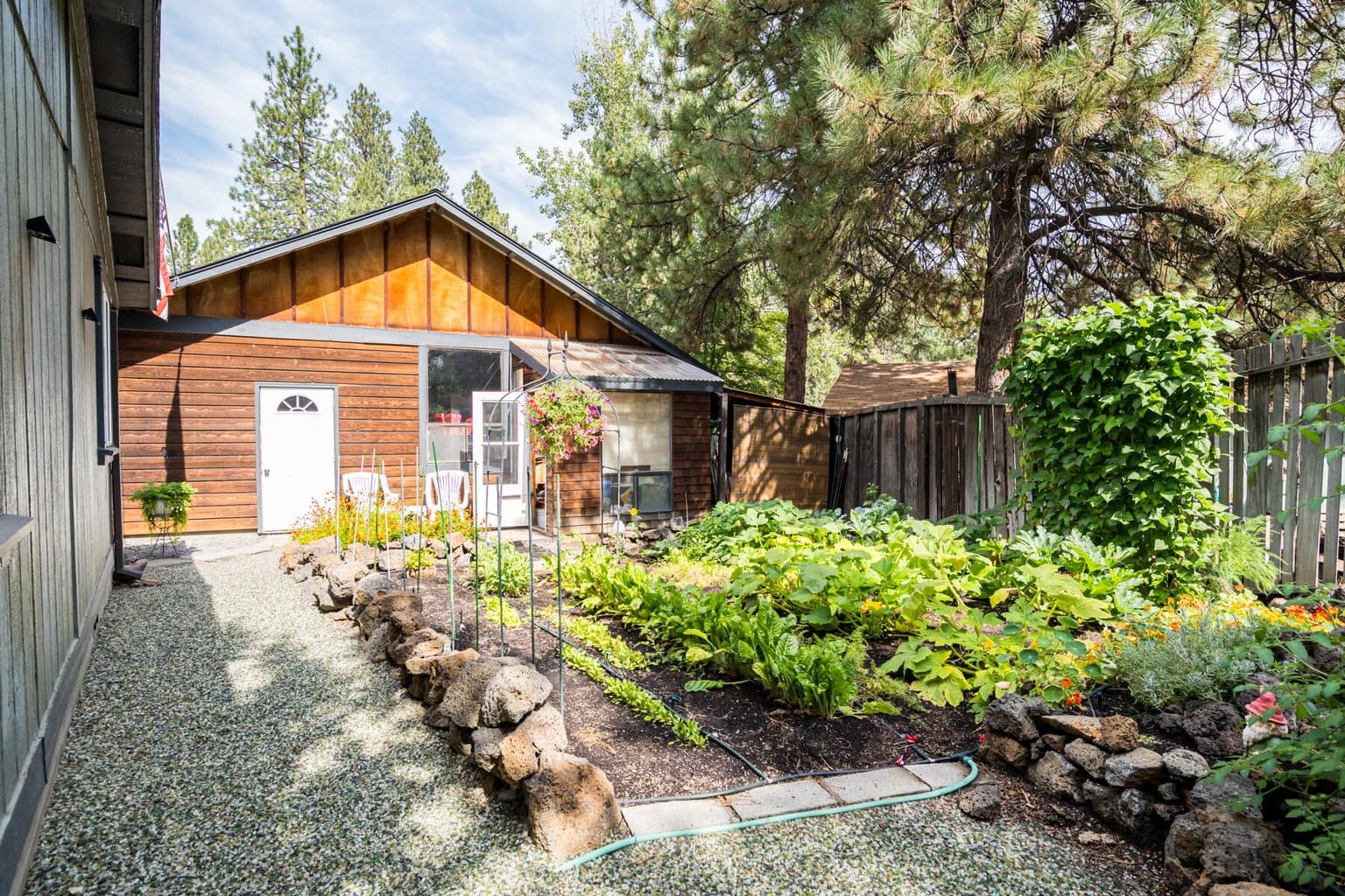 Photo of 60910 Lodgepole Drive 40 of 61