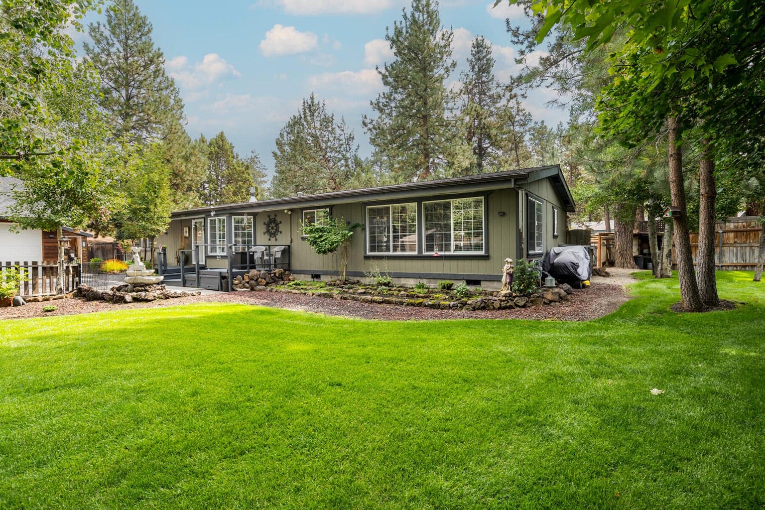 Photo of 60910 Lodgepole 1 of 61