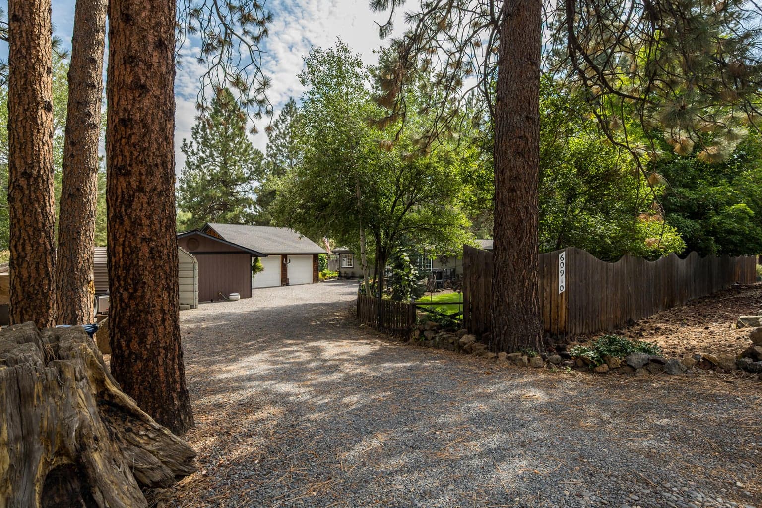 Photo of 60910 Lodgepole Drive 56 of 61