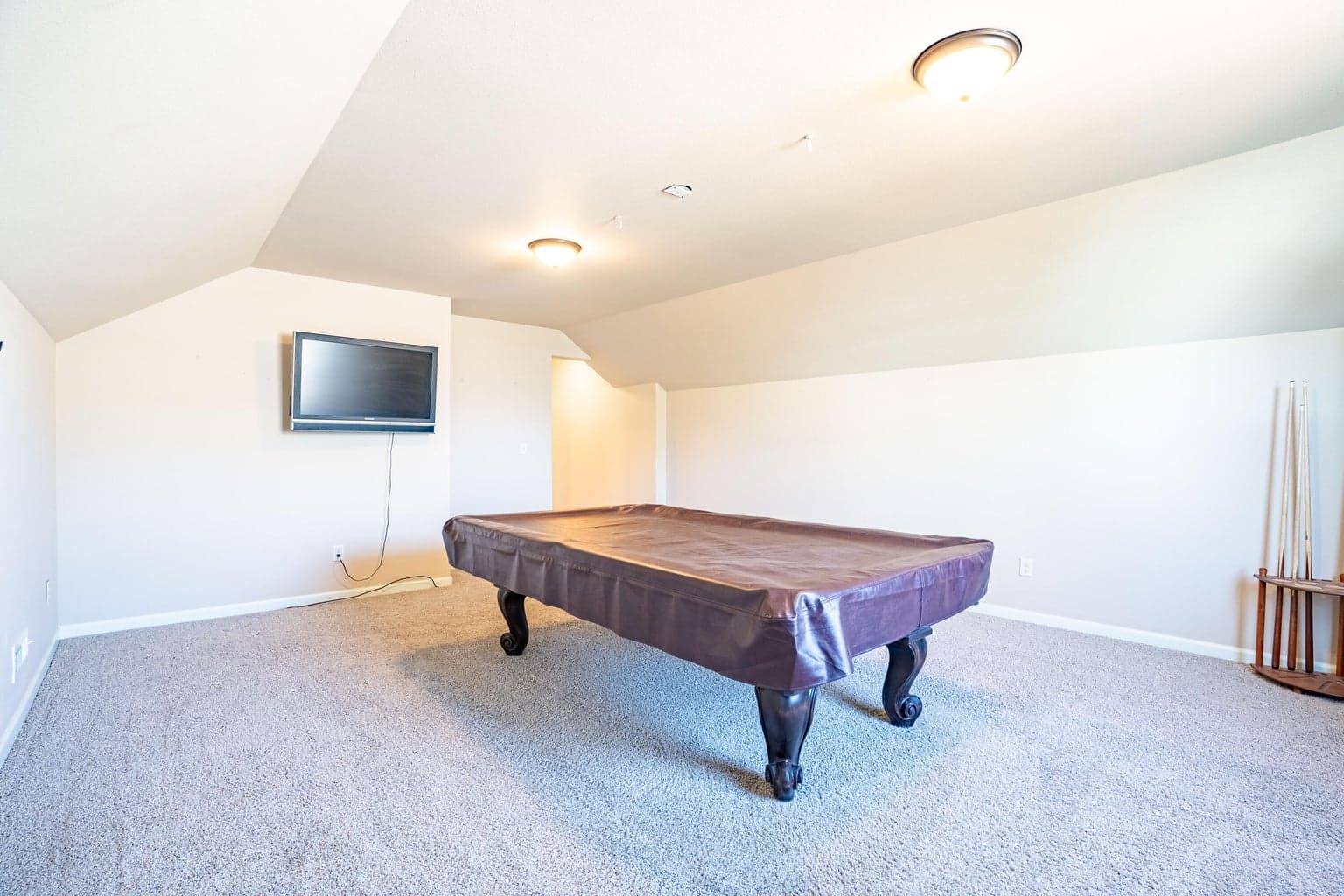 Large Bonus Room Upstairs
