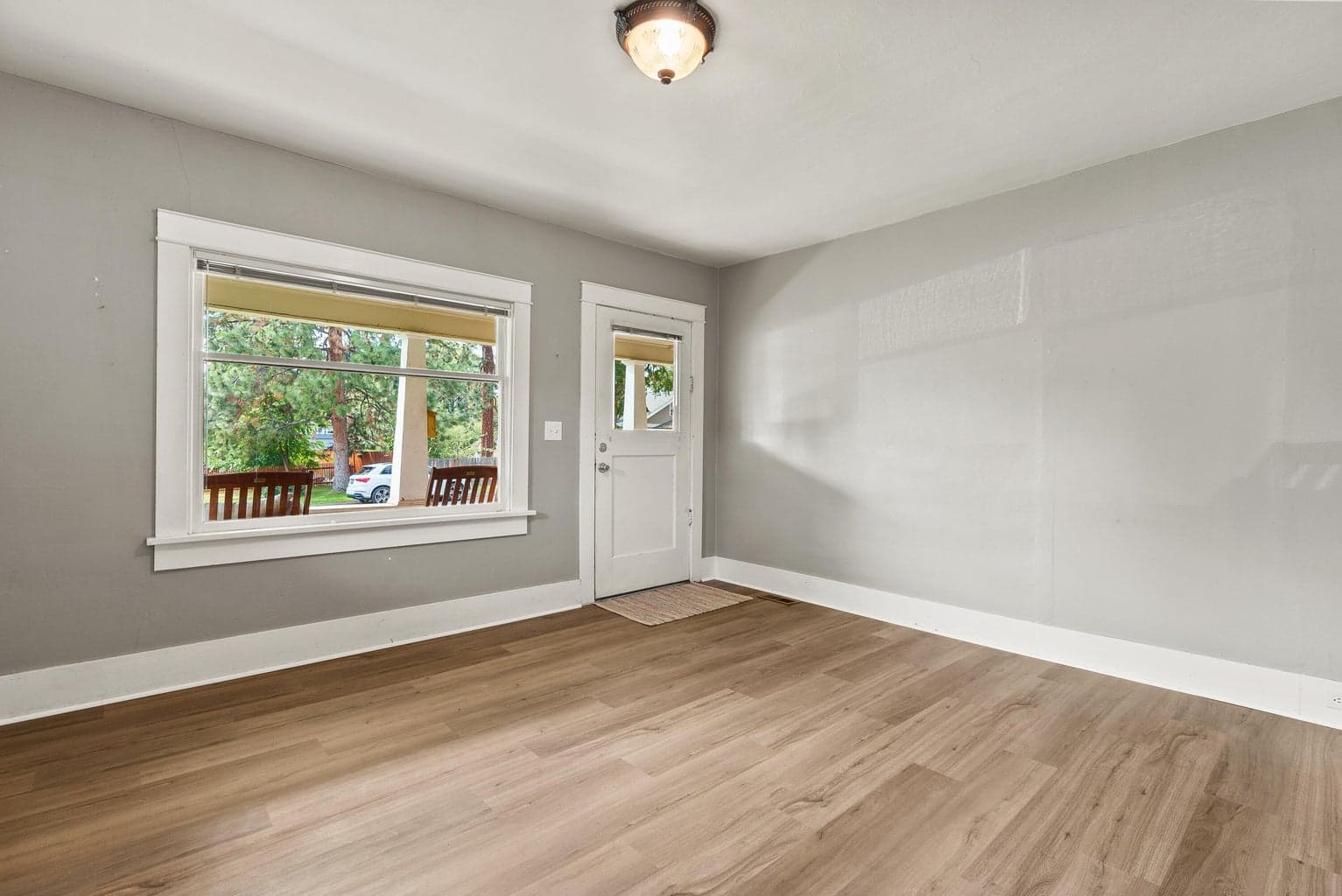 Photo of 342 NW Florida Avenue 32 of 38