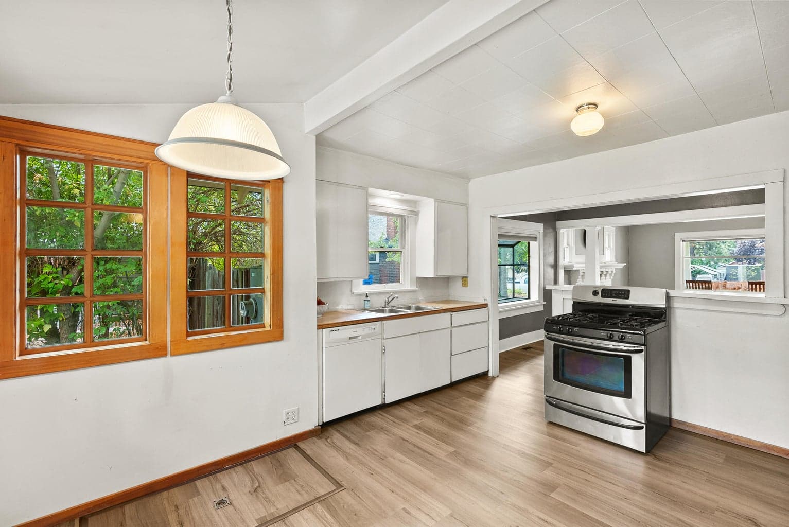 Photo of 342 NW Florida Avenue 13 of 38