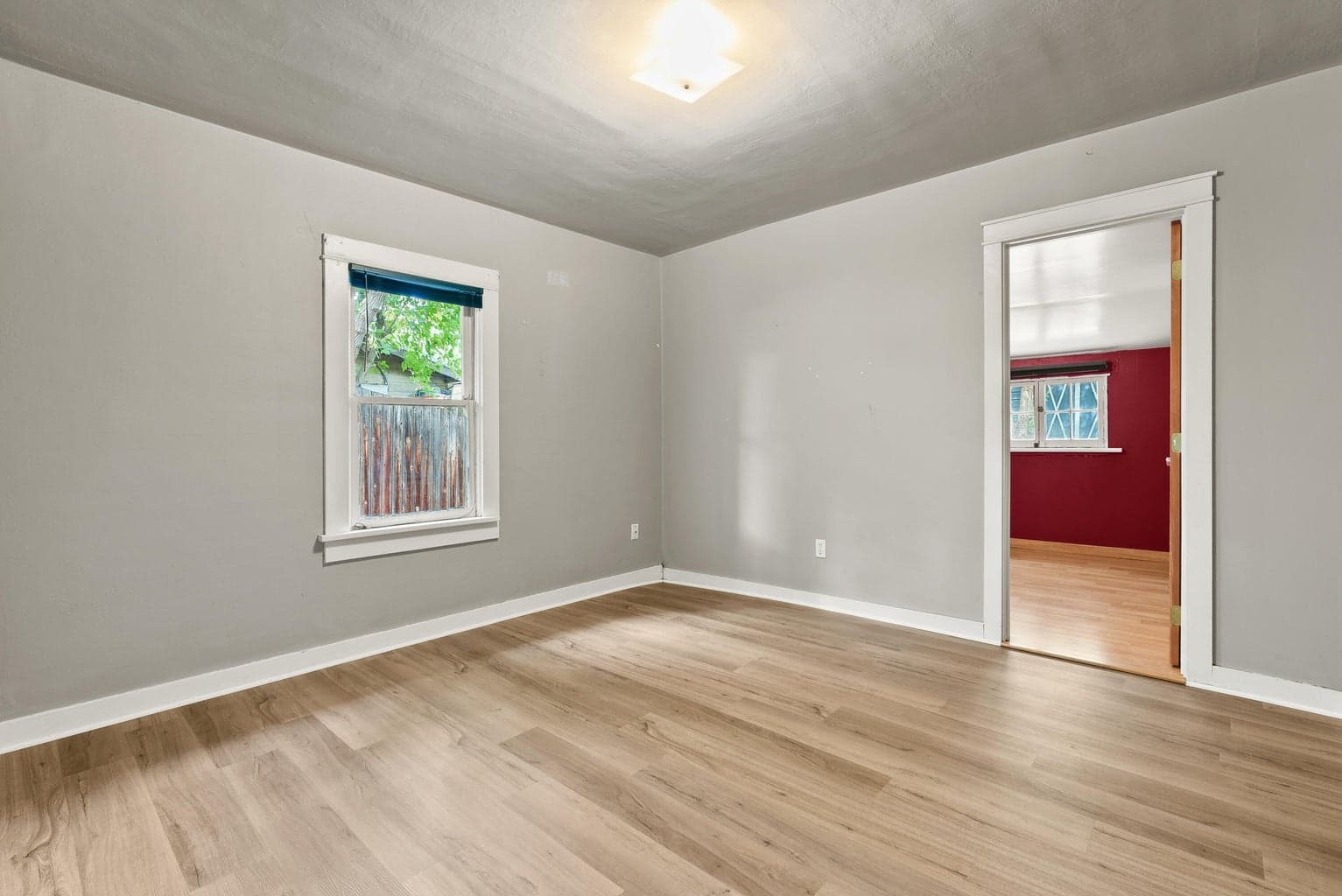 Photo of 342 NW Florida Avenue 17 of 38