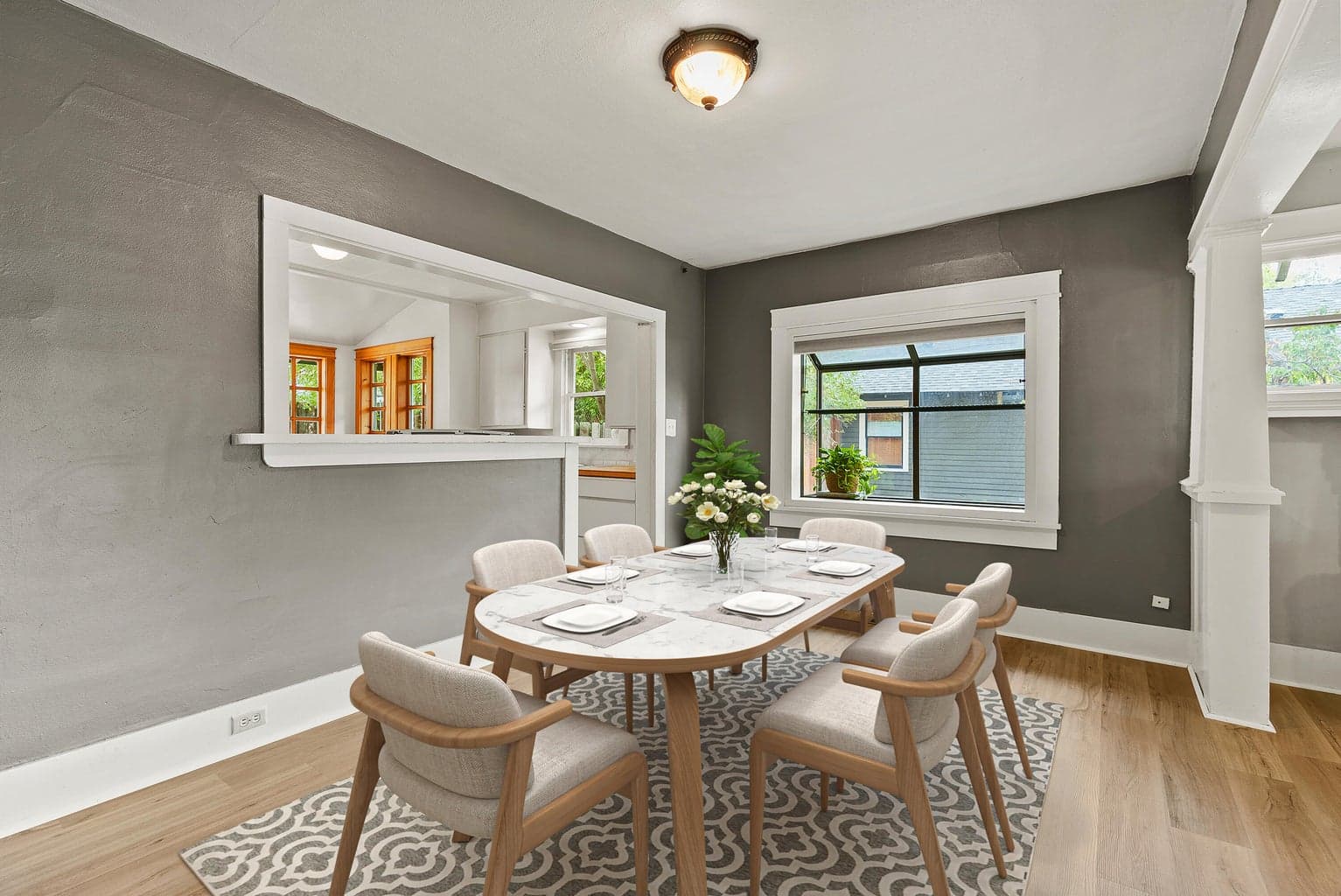 Photo of 342 NW Florida Avenue 10 of 38