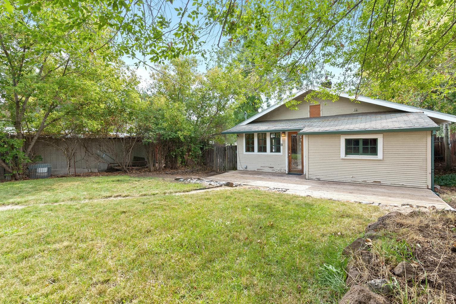 Photo of 342 NW Florida Avenue 20 of 38