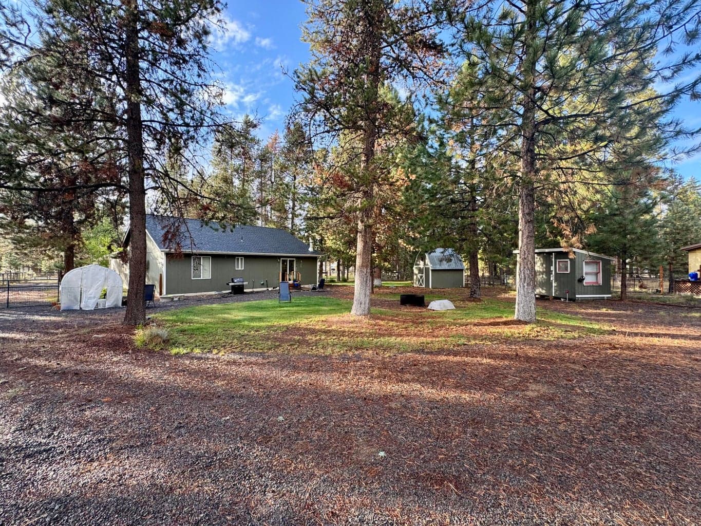 Photo of 52748 Golden Astor Road 20 of 30