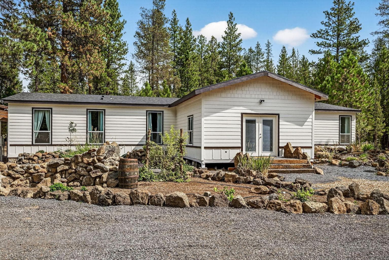 Photo of 15640 Dawn Road 4 of 46
