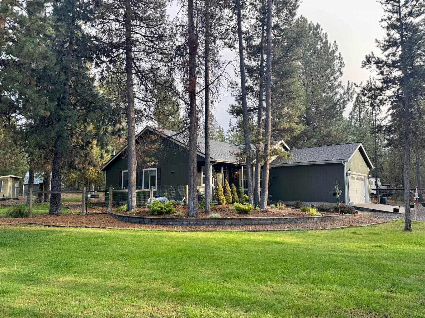 Photo of 52748 Golden Astor Road 2 of 30