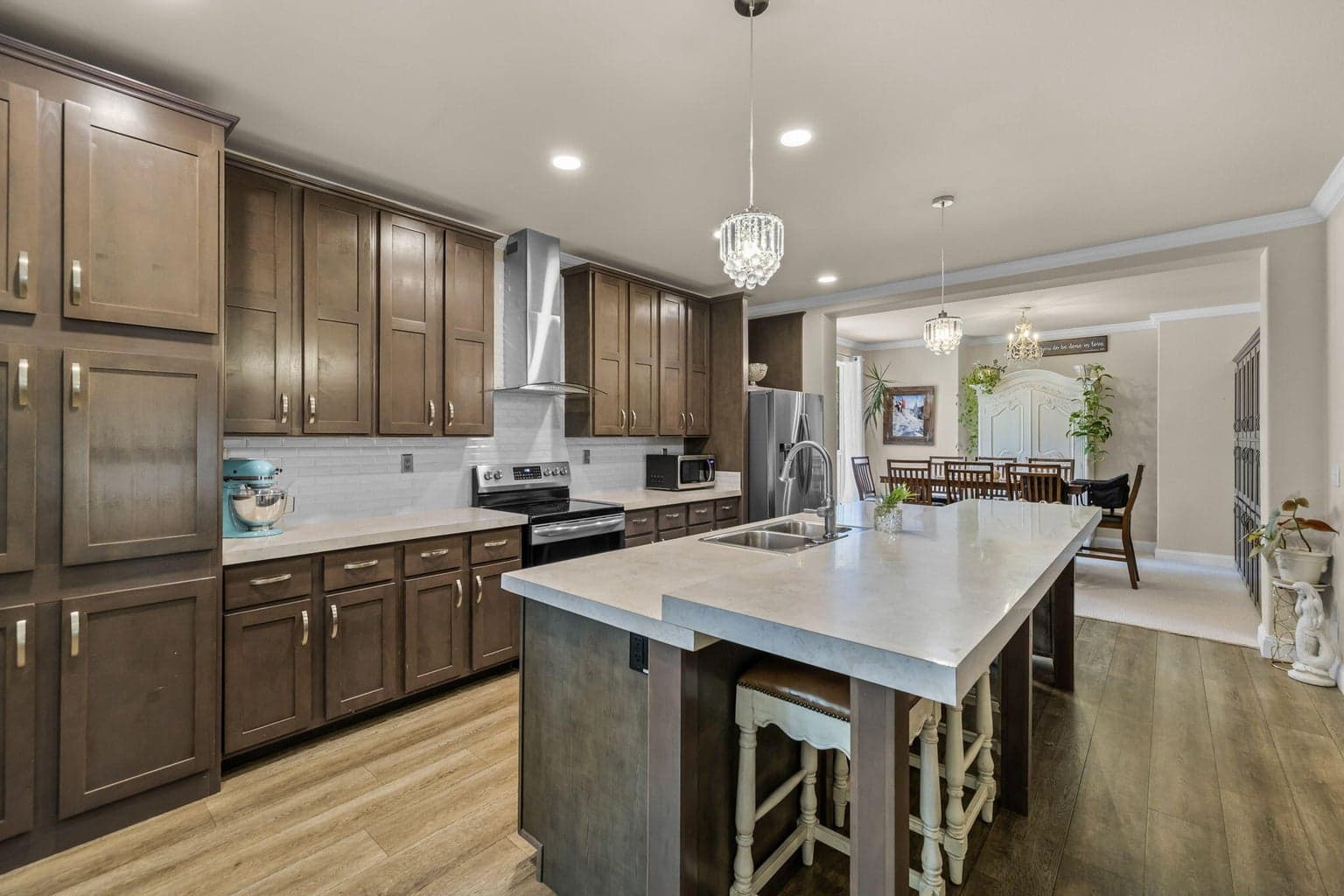 Photo of 15640 Dawn Road 7 of 46