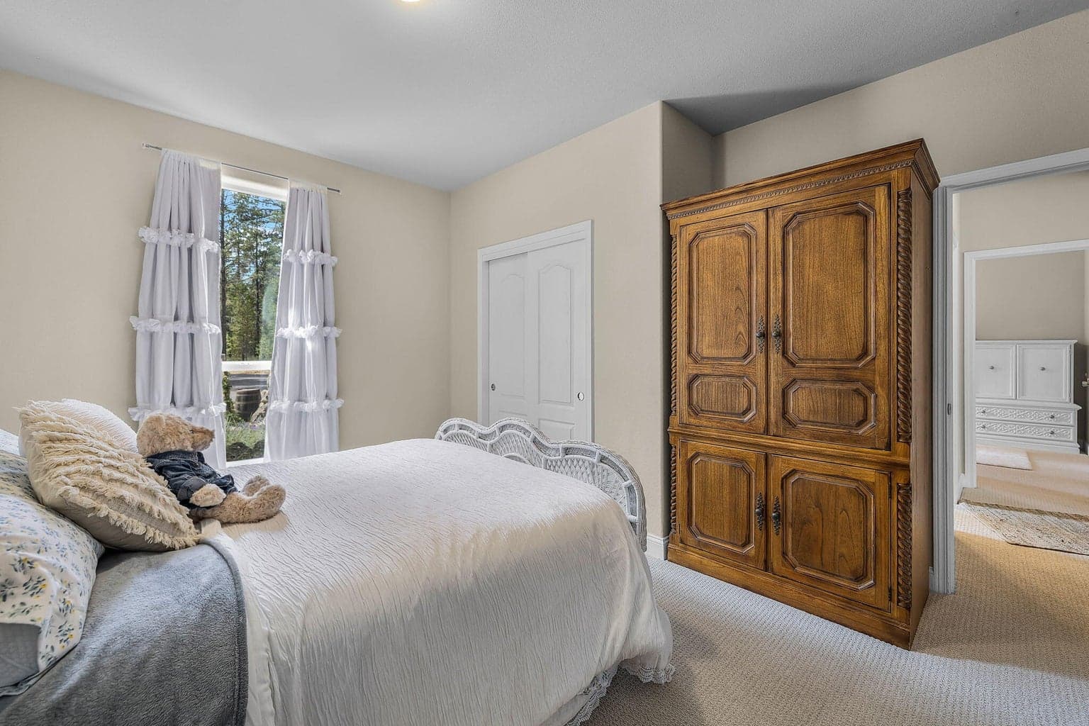 Photo of 15640 Dawn Road 19 of 46
