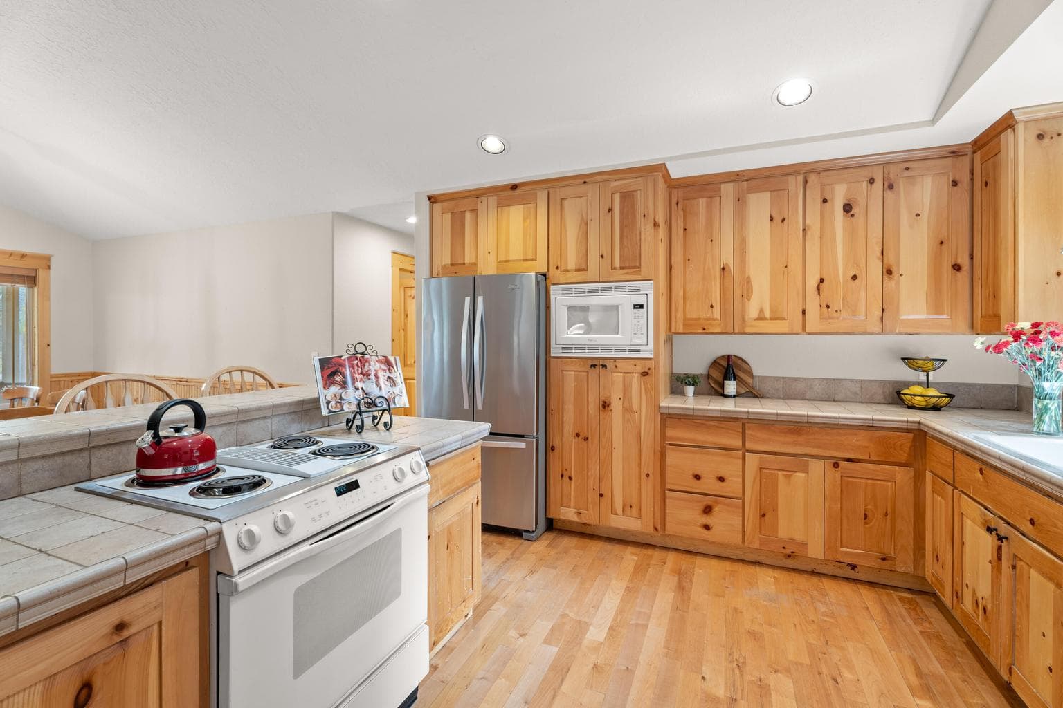 Photo of 18092 Juniper Lane 5 of 19