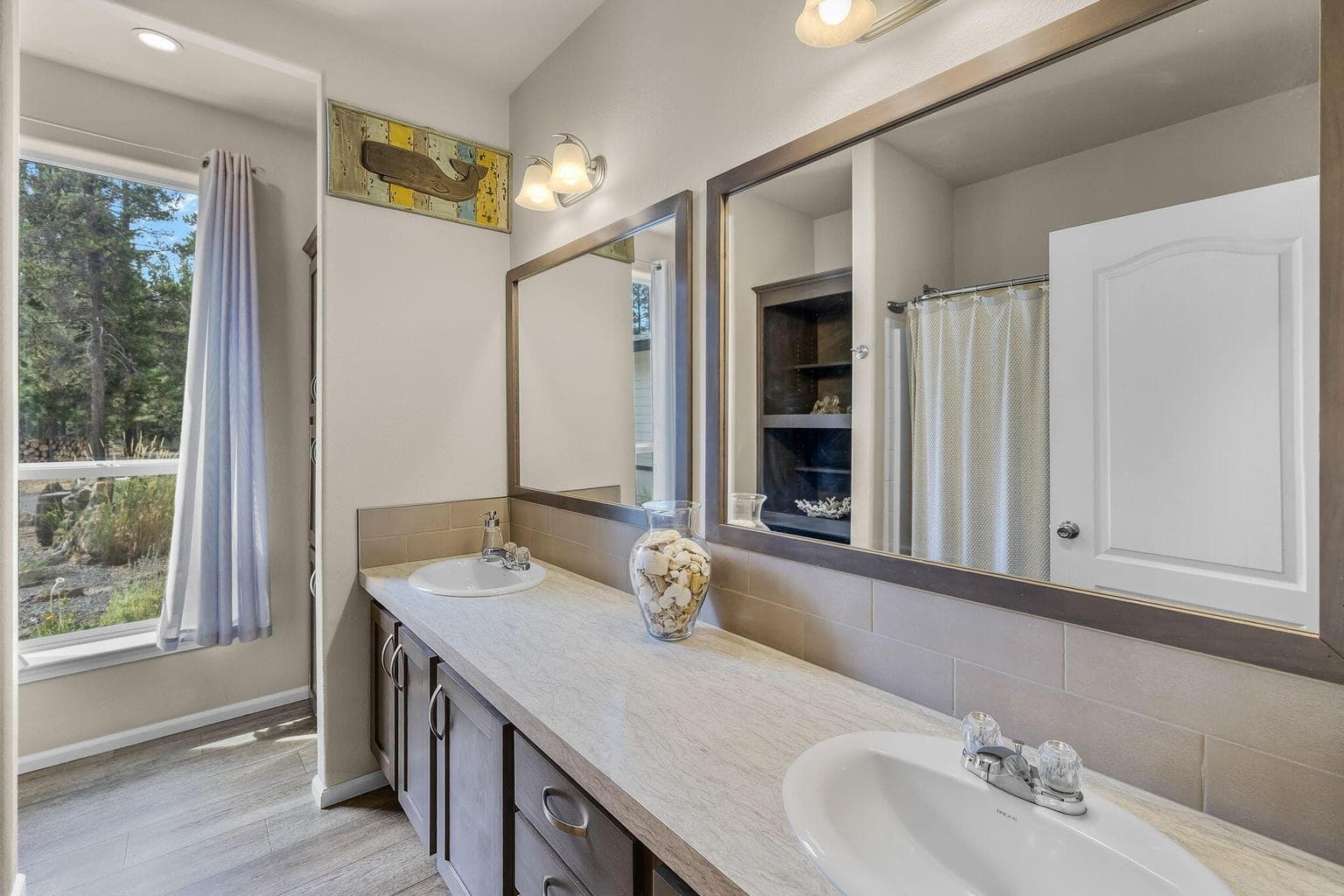 Photo of 15640 Dawn Road 22 of 46