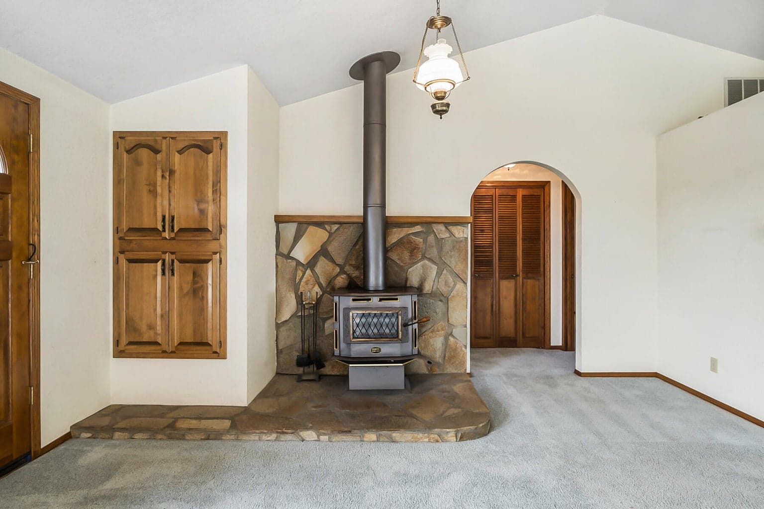 Photo of 64499 McGrath Road 8 of 41
