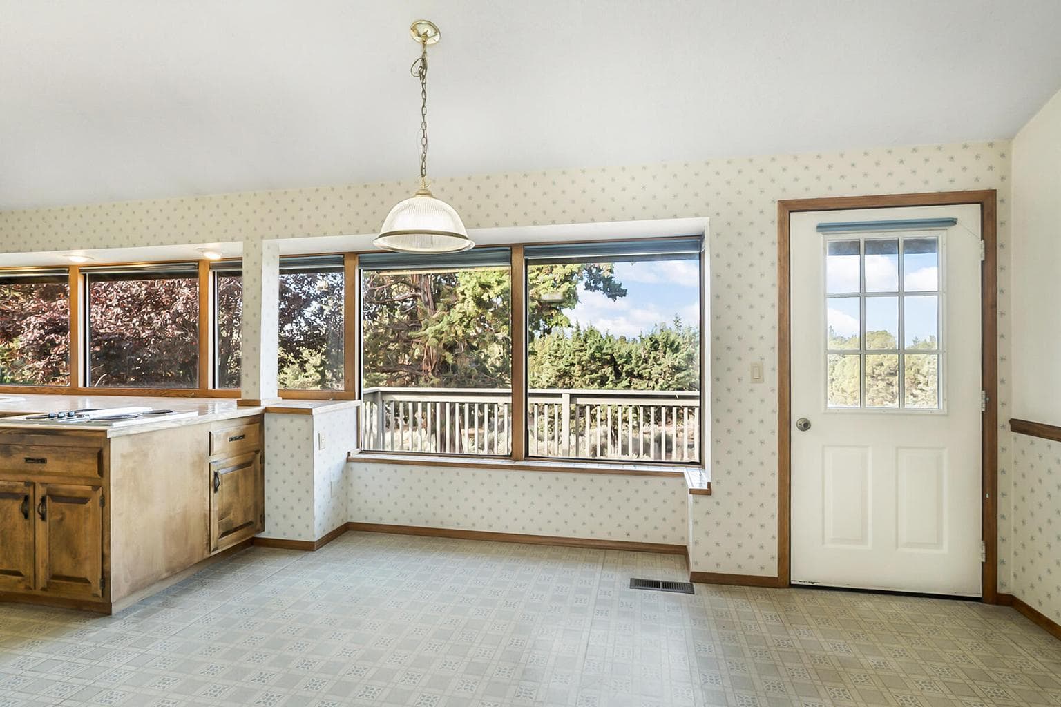 Photo of 64499 McGrath Road 14 of 41