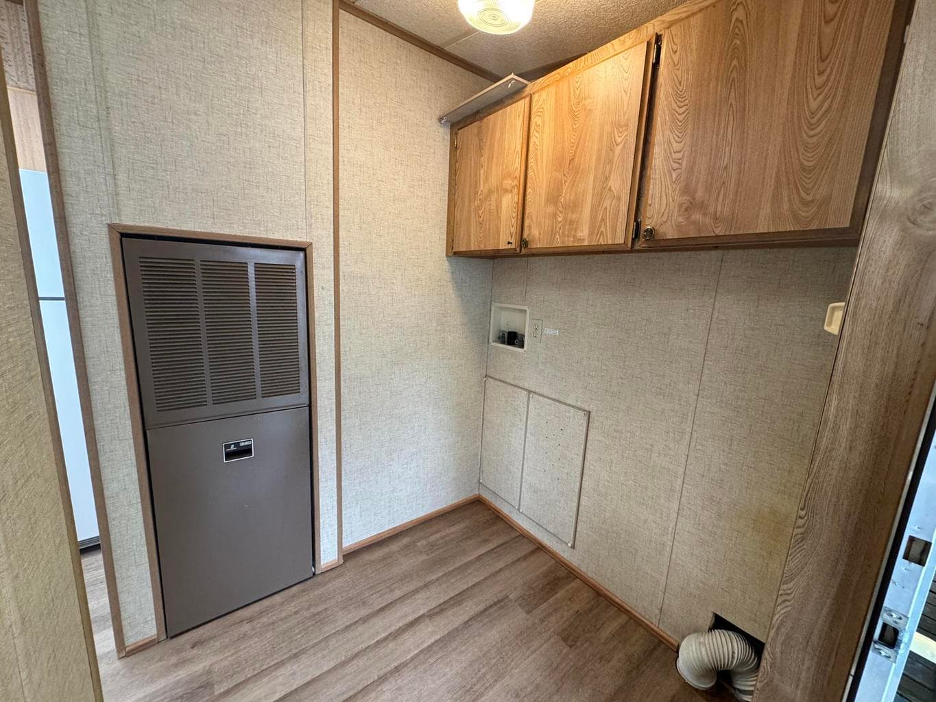 Photo of 2633 SW Obsidian Avenue 18 of 31