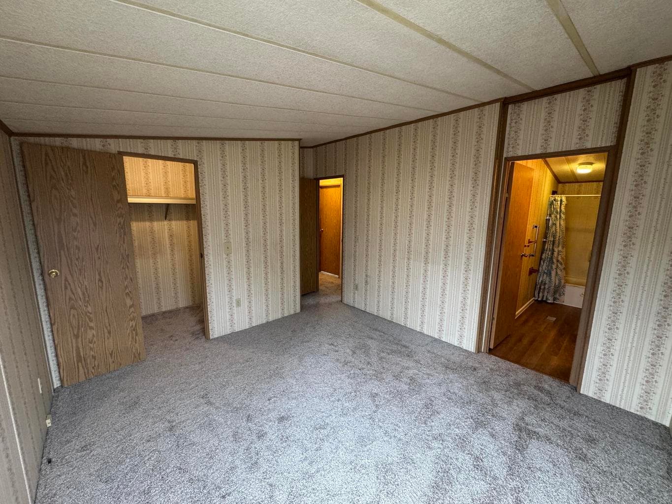 Photo of 2633 SW Obsidian Avenue 13 of 31