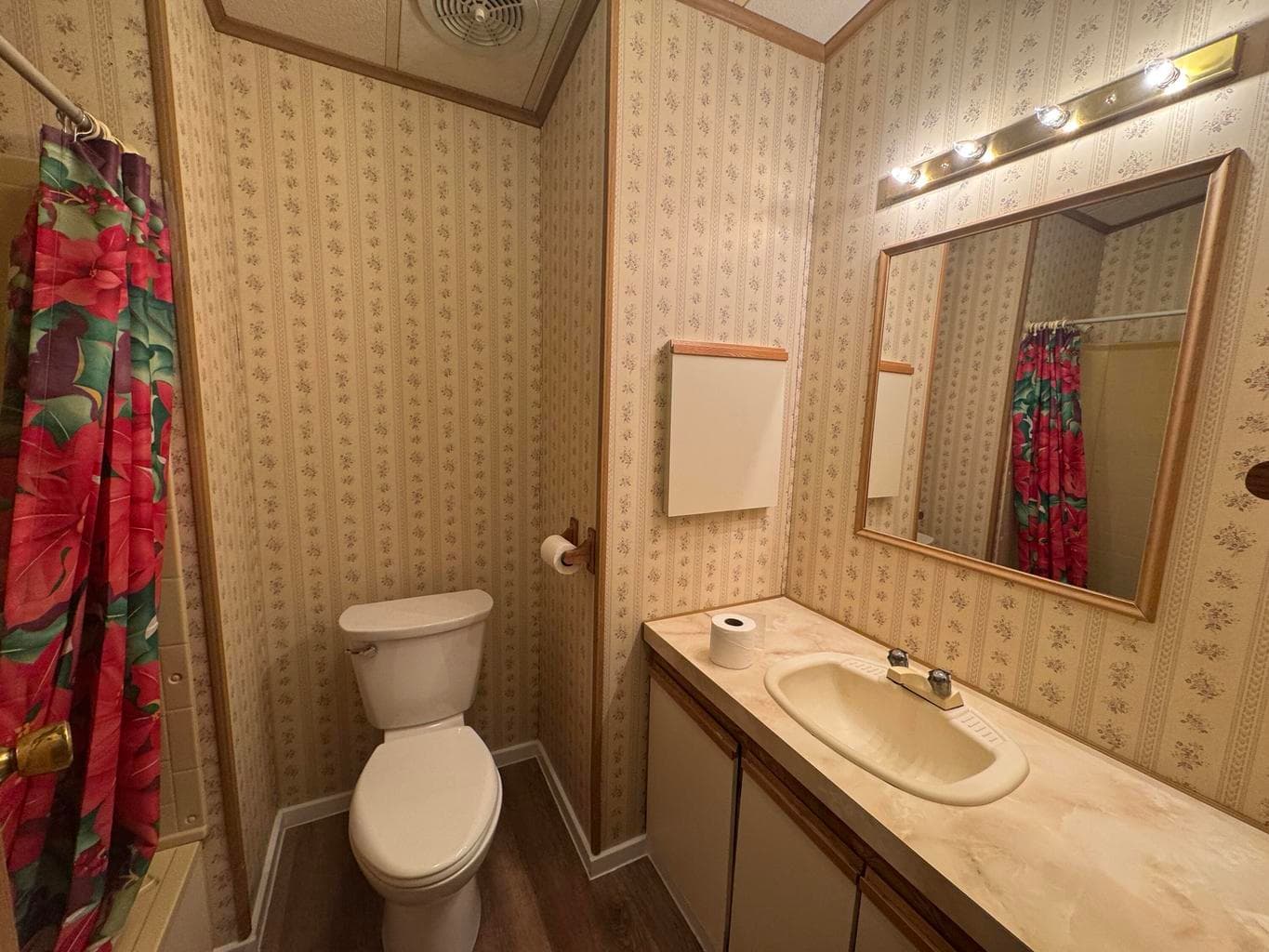Photo of 2633 SW Obsidian Avenue 20 of 31