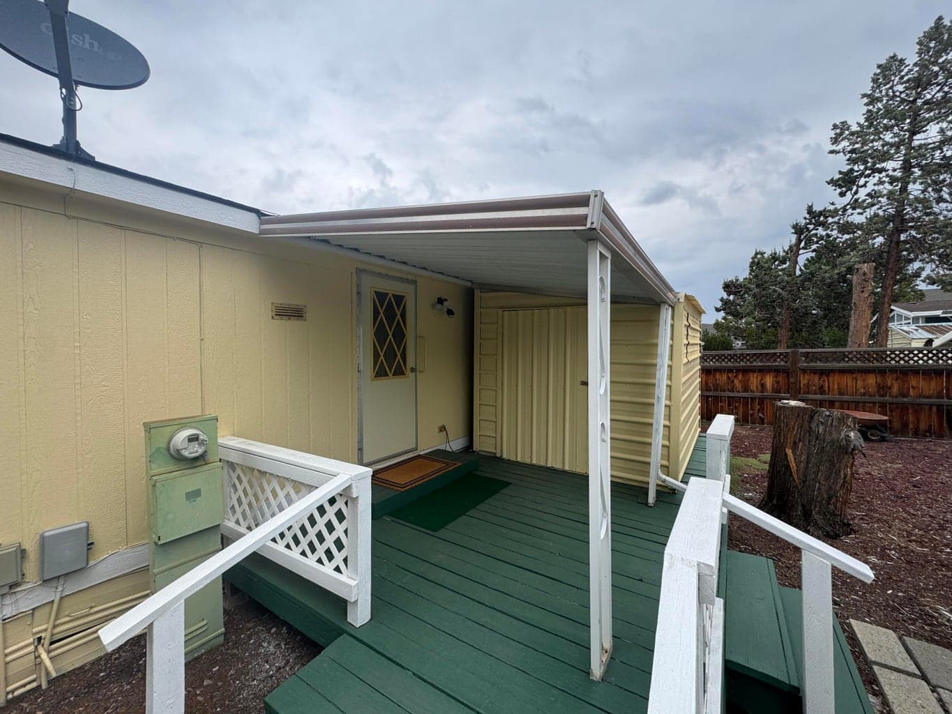 Photo of 2633 SW Obsidian Avenue 25 of 31