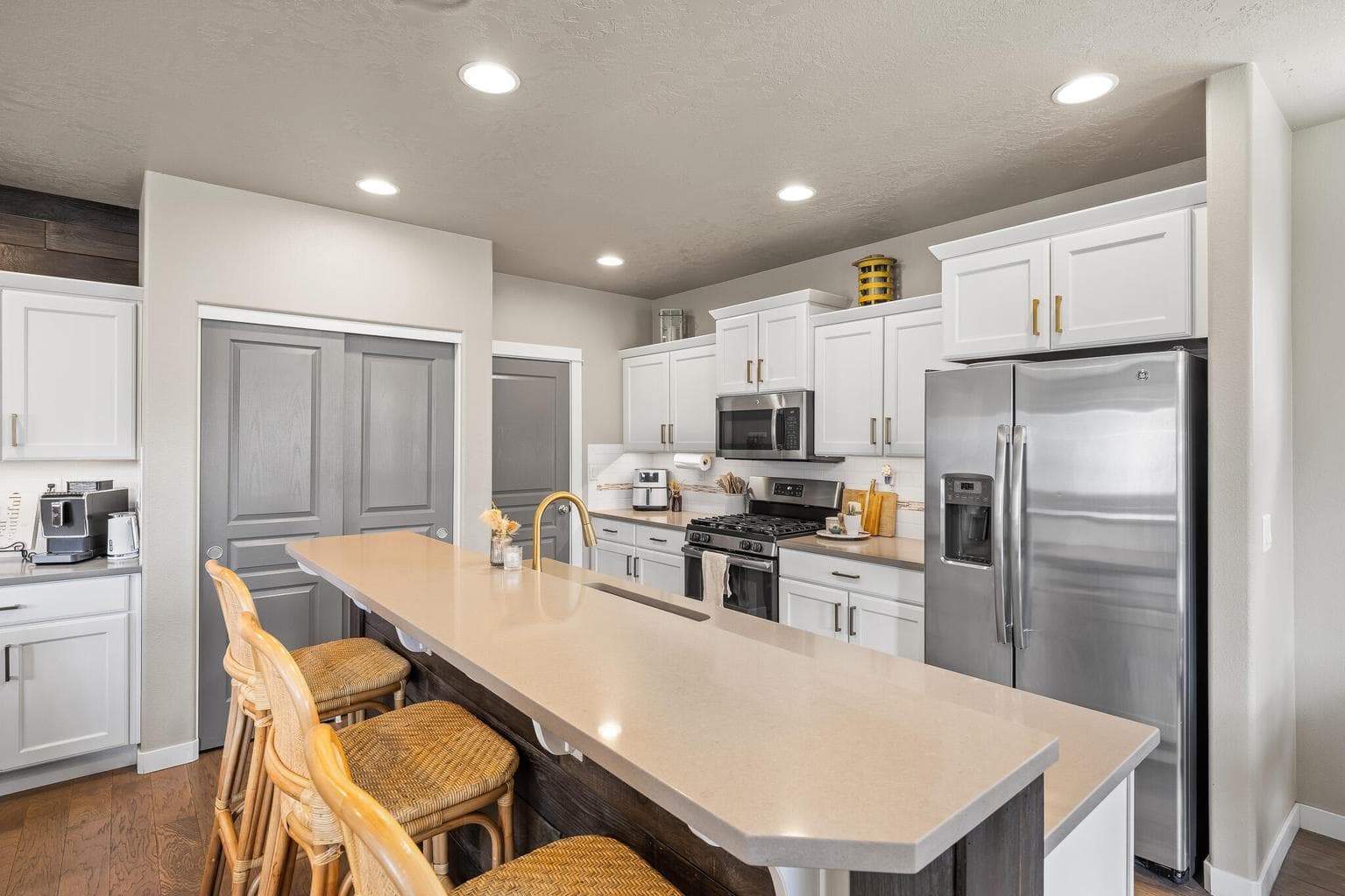 Photo of 20613 SE Meadowsweet Drive 11 of 30
