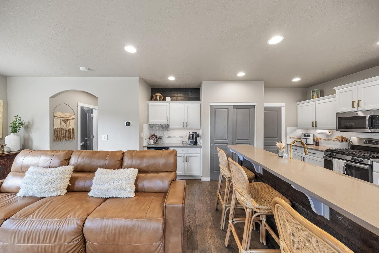 Photo of 20613 SE Meadowsweet Drive 12 of 30