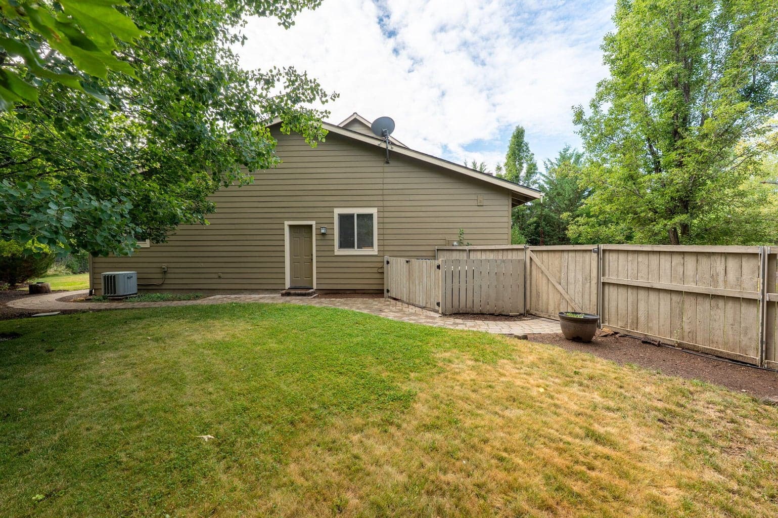 Photo of 60940 Clearmeadow Court 22 of 35