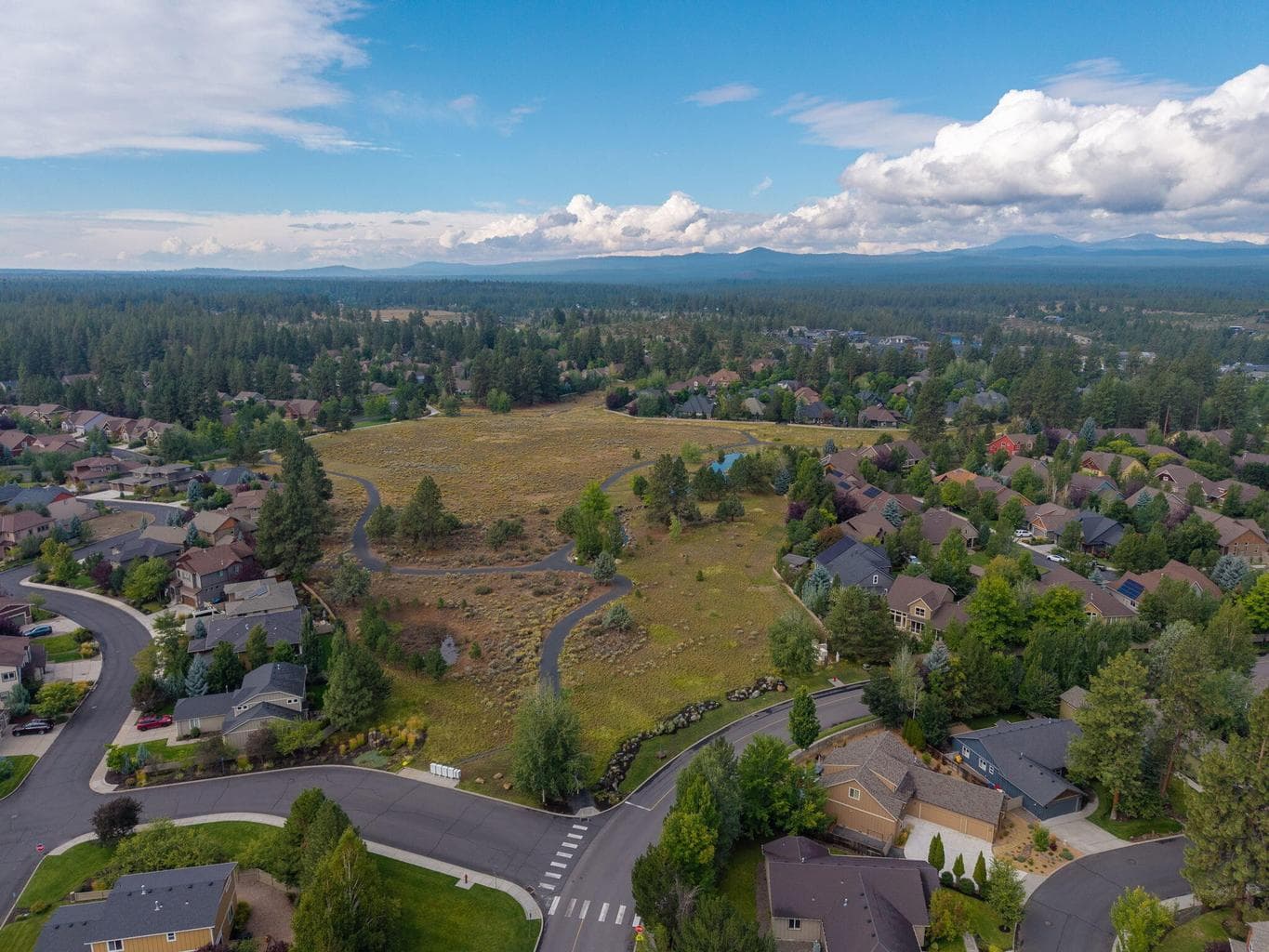 Photo of 60940 Clearmeadow Court 18 of 35