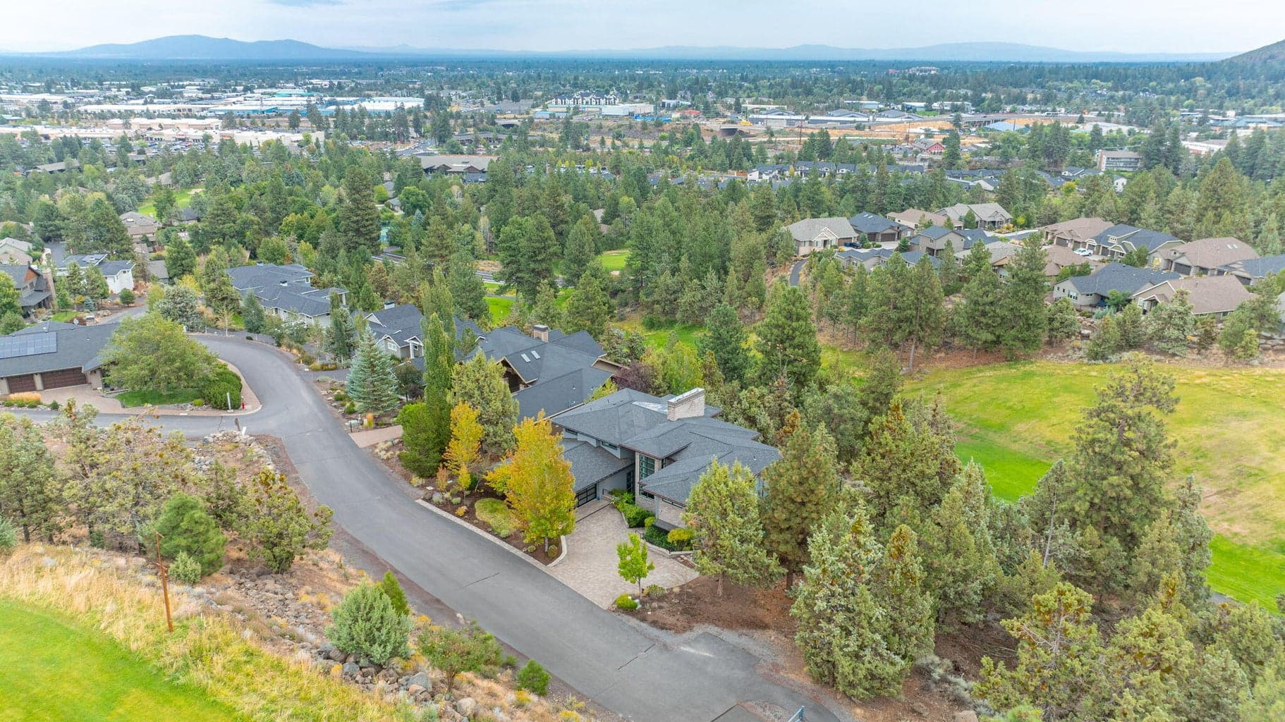 Photo of 3425 NW Fairway Heights Drive 74 of 79