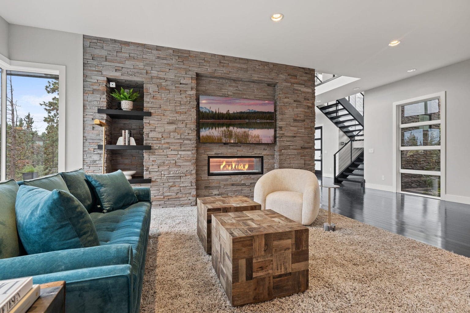 Photo of 3425 NW Fairway Heights Drive 18 of 79