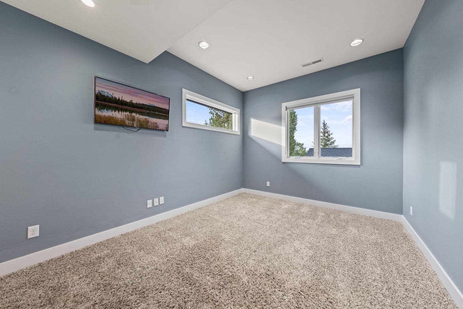 Photo of 3425 NW Fairway Heights Drive 49 of 79