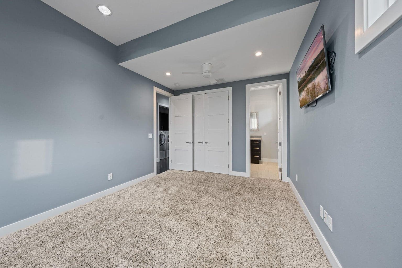 Photo of 3425 NW Fairway Heights Drive 50 of 79