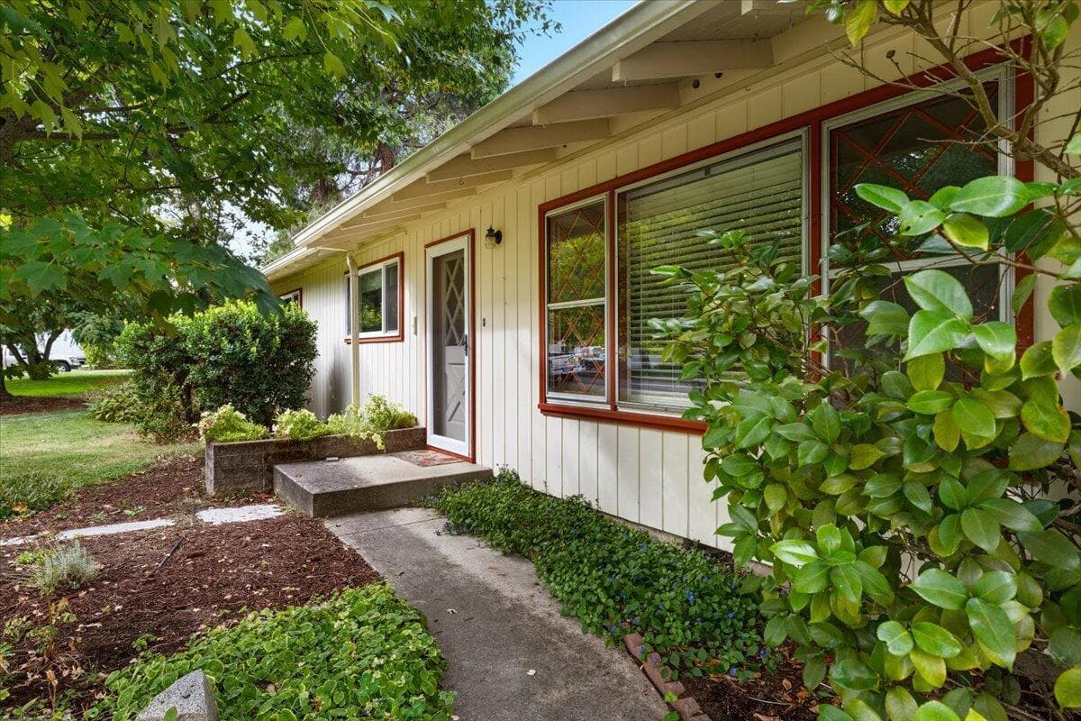 Photo of 3307 Freeland 4 of 33