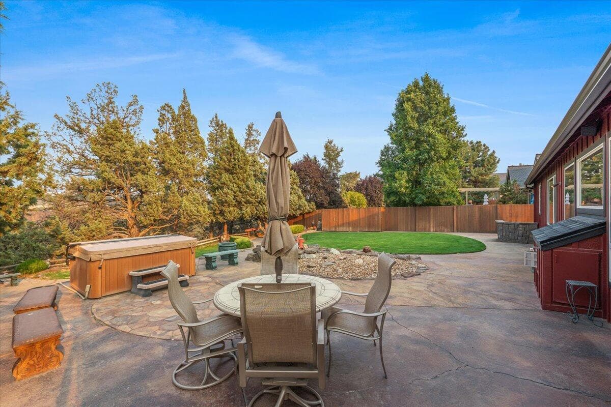 Photo of 2700 NW 19th Street 33 of 48