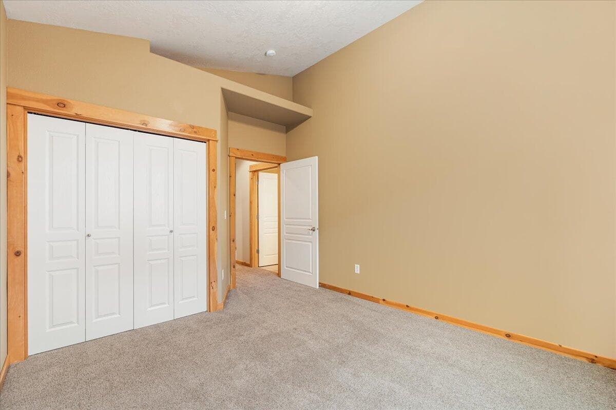 Photo of 2700 NW 19th Street 30 of 48