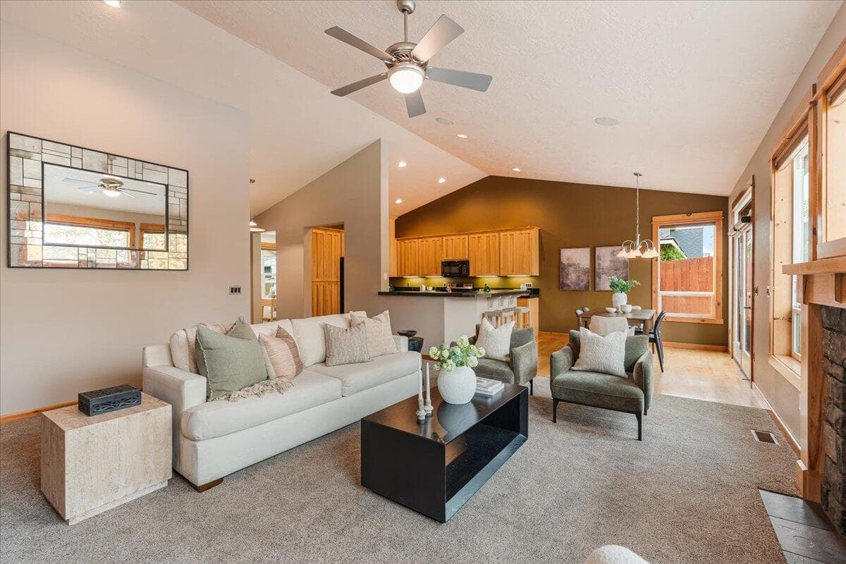 Photo of 2700 NW 19th Street 47 of 48