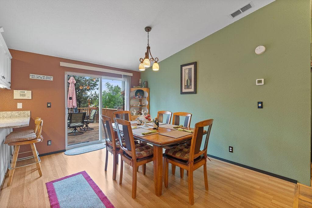 Photo of 4763 SE Jerry Drive 8 of 42