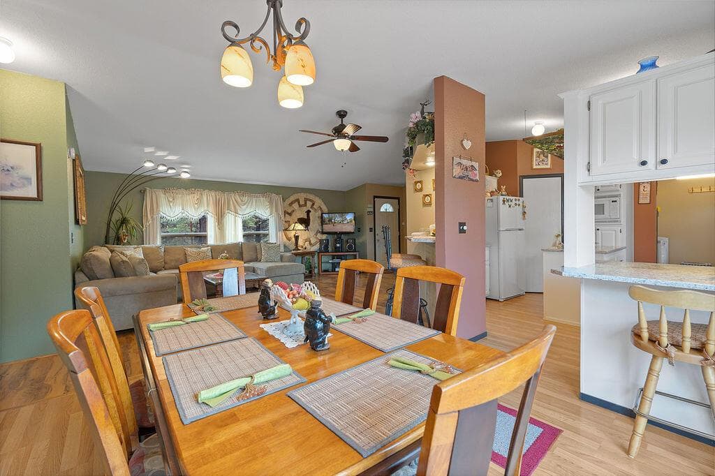 Photo of 4763 SE Jerry Drive 9 of 42